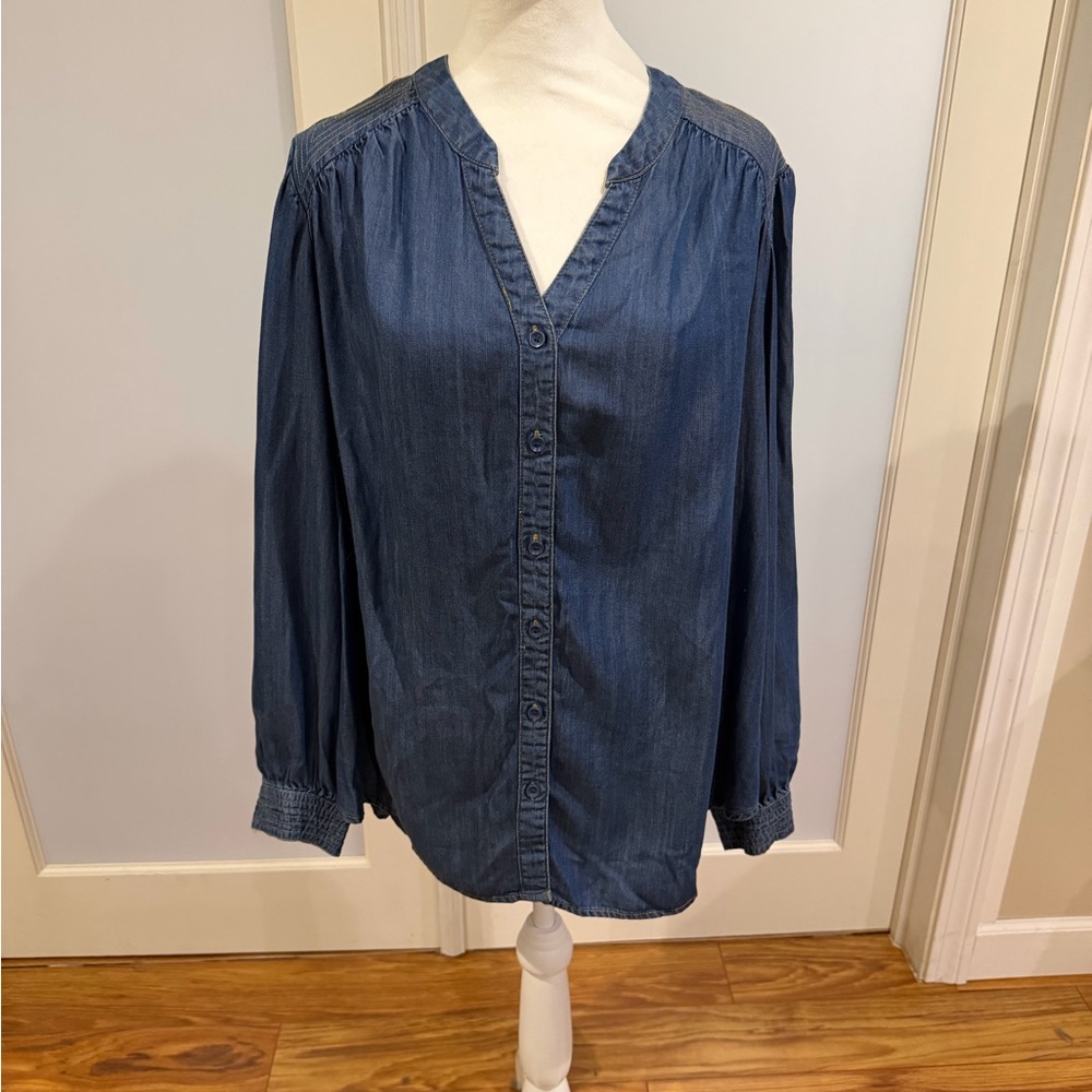 Intro. Women's Dark Blue Button Down Shirt